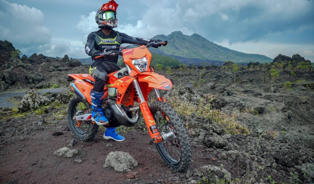 Bali Dirtbike Enduro Adventure Kintamani Blacklava Tour (25)