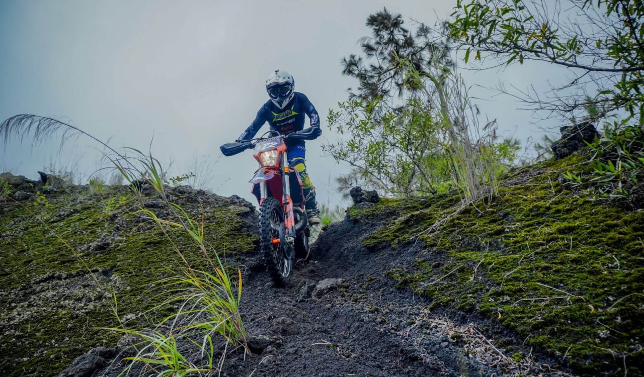 Bali Dirtbike Enduro Adventure Kintamani Blacklava Tour (38)
