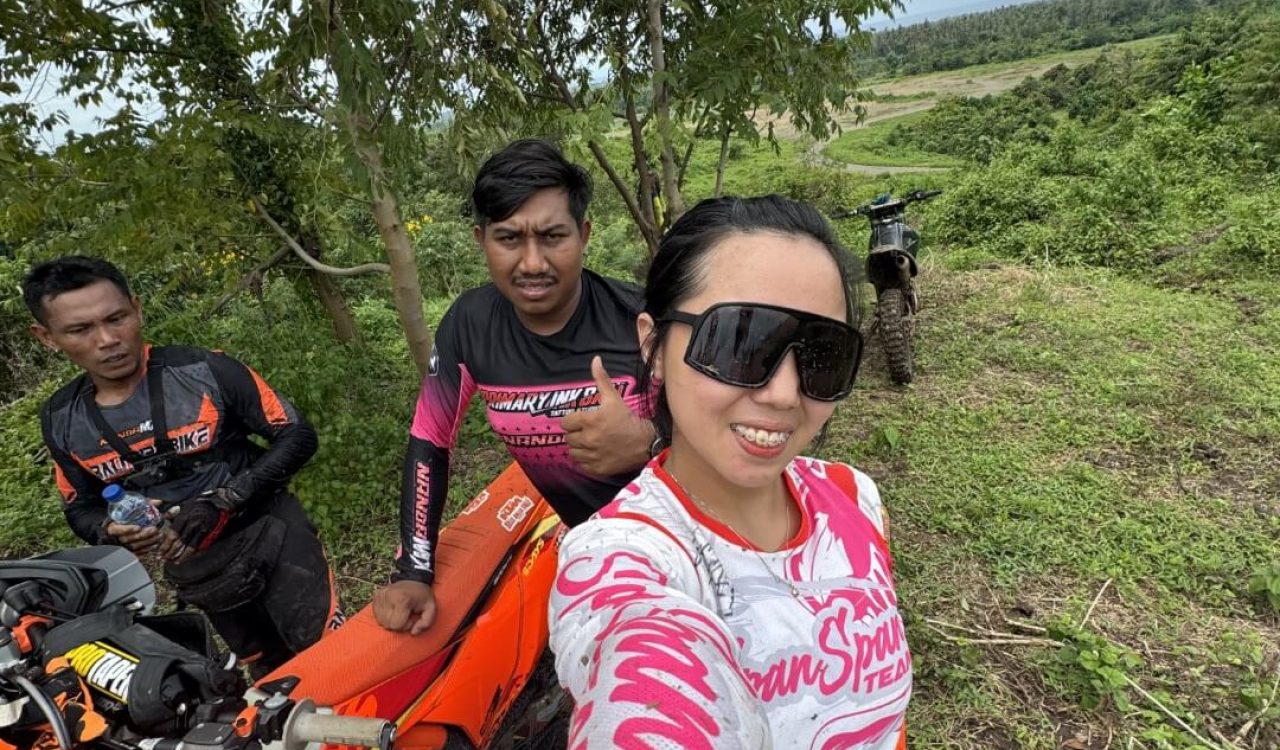 Rubber Forest Enduro - Dirtbike Adventure Bali - Pekutatan (2)