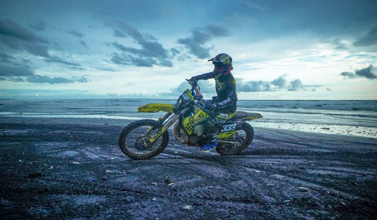bali dirtbike enduro adventure beach (26)