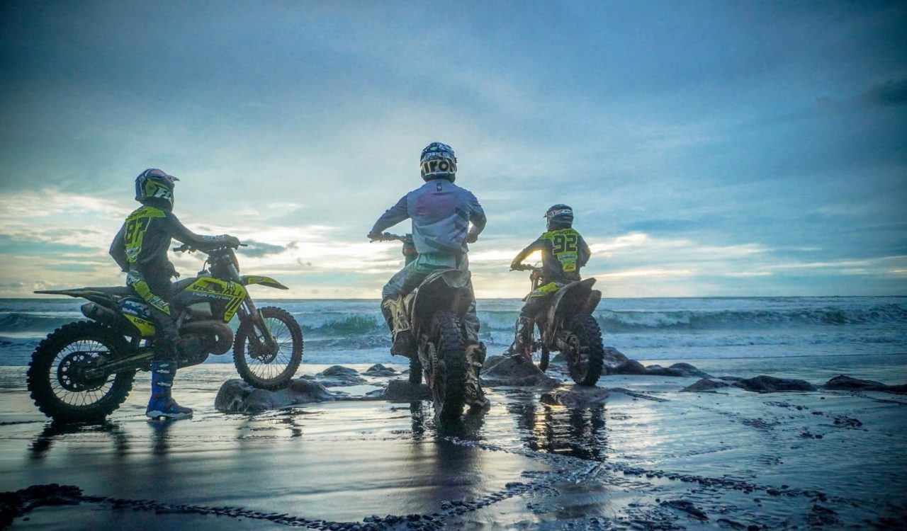 bali dirtbike enduro adventure beach (34)